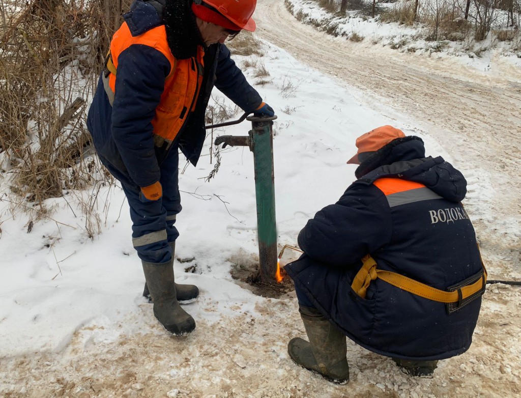 Новости » Водоканальцы контролируют состояние водоразборных колонок. ГП  